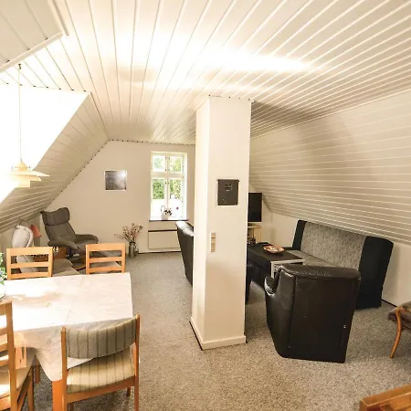 Διαμέρισμα Three-bedroom In Allingåbro